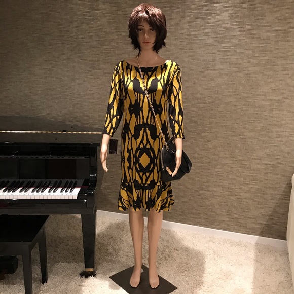 Mid Women Dress by Eva Varro - Picture 1 of 4